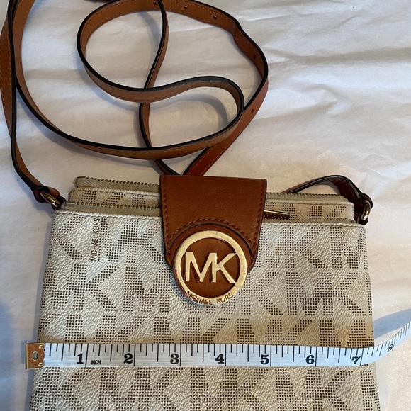 Michael Kors  bag - Picture 6 of 12